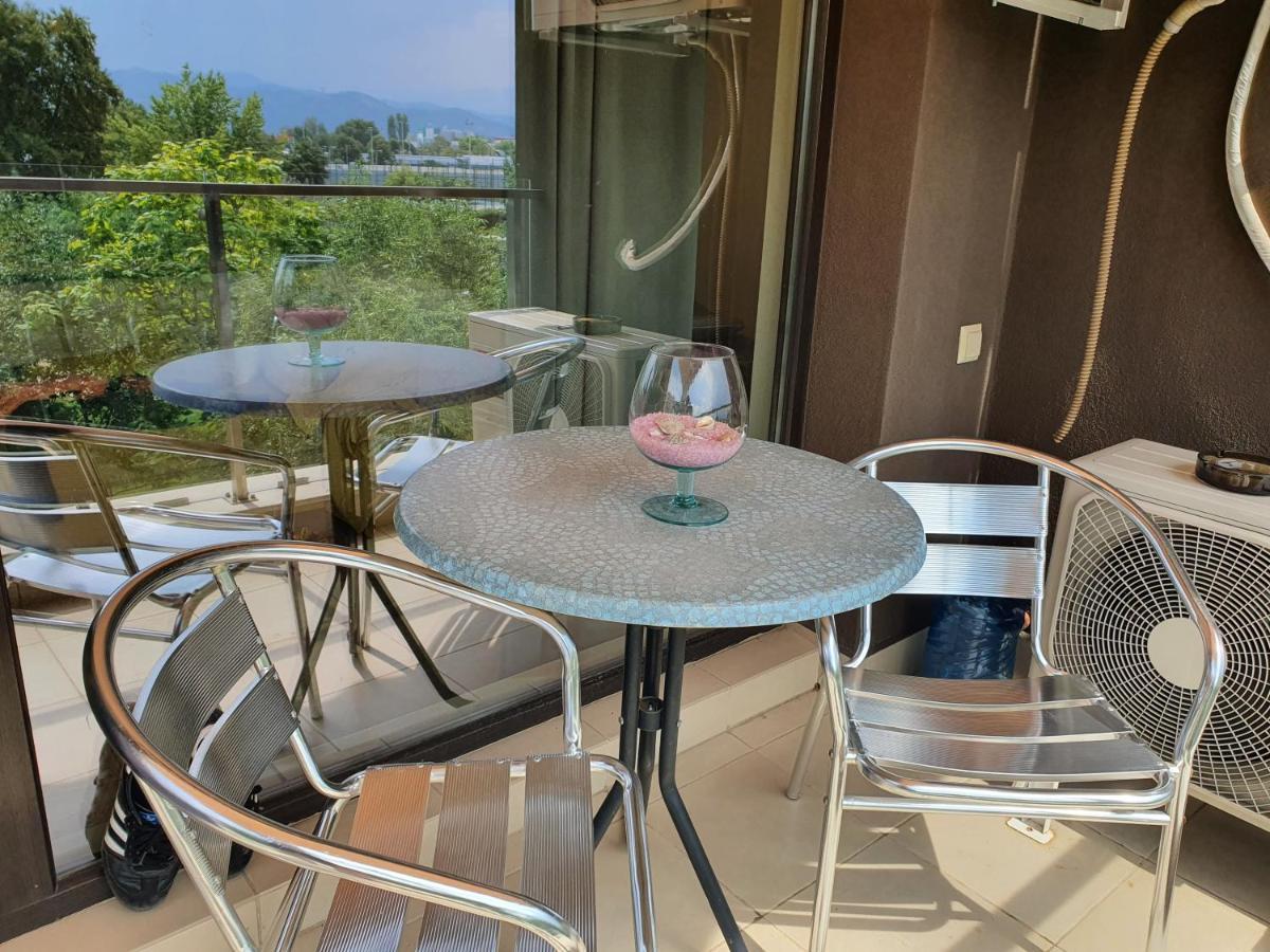New Apartment At A Great Location Blagoevgrad Bagian luar foto